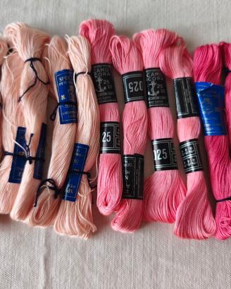 13 matassine da ricamo 