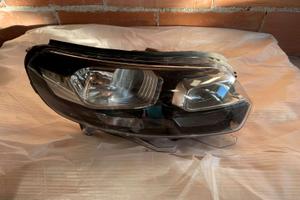 Fari anteriori Citroën Jumpy 2019