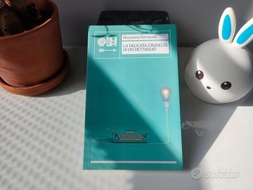 La delicata crudeltà di un dettaglio - Ferracioli