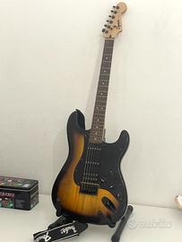 Squier Stratocaster HSS, corde nuove d’Addario,