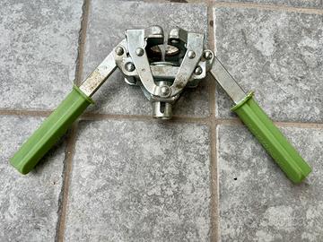 Tappatrice per corone