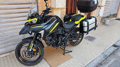 Benelli Trk 702 X