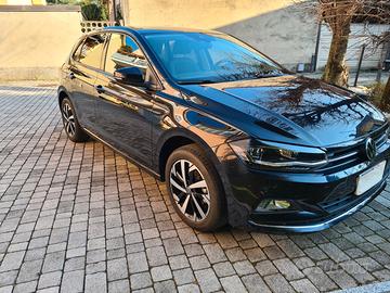 VOLKSWAGEN Polo 5ª serie - 2021