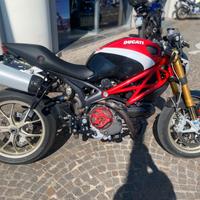 Ducati Monster 1100 S - 2010