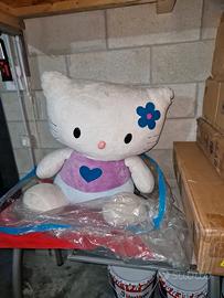 Hello Kitty Gigante