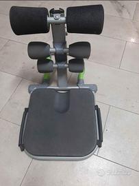 Attrezzo per addominali