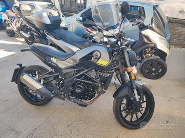 Benelli Leoncino 250