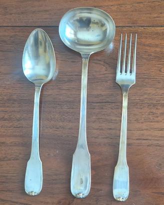 Set vintage composto da 3 posate grandi da servizi