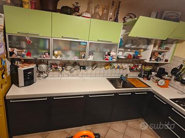 Cucina angolare di mobilificio 