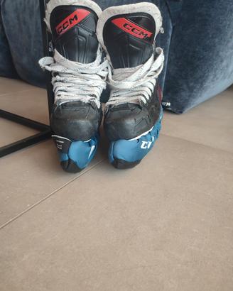 Pattini Hockey ghiaccio CCM  Tg 39  