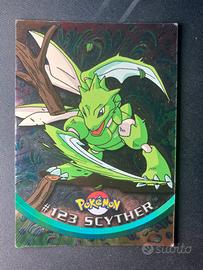 Carta Pokémon Topps Scyther #123 – Holo – Italiana