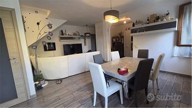 Villetta a schiera di 141 m² con più di 5 locali e