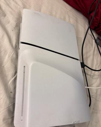 PS5 con disco 1t, due joistik, due giochi, plus 1a