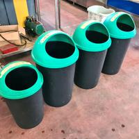 4 pattumiere per raccolta differenziata usate