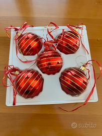 Decorazioni natalizie rosse