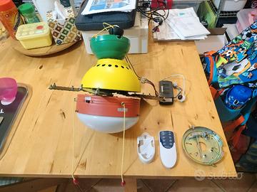 Piccolo ventilatore lampada  da soffitto.