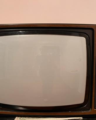 Televisore catodico a colori Grundig supercolor 42
