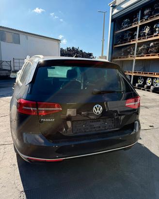 RICAMBI USATI VW PASSAT 2017 CRL