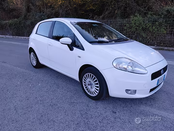 Fiat Grande Punto 1.3 MJT 75 CV 5 porte Dynamic