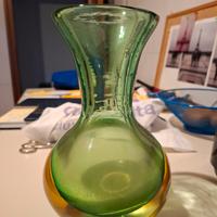 vaso in vetro colorato 