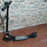 monopattino scooter Urban 