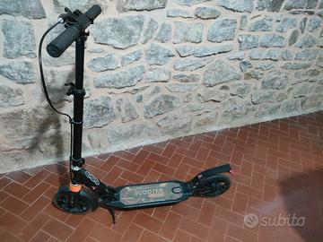 monopattino scooter Urban 