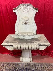Fontana in marmo XVIII Sec.
