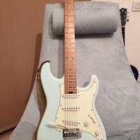 chitarra elettrica R66 mod stratocaster 