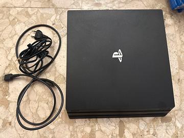 ps4 pro da 1tb in perfette condizioni