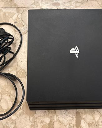 ps4 pro da 1tb in perfette condizioni