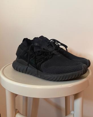 Adidas Tubular - EU 44