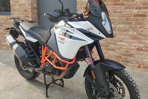 KTM 1090 R