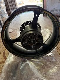 Cerchio posteriore suzuki