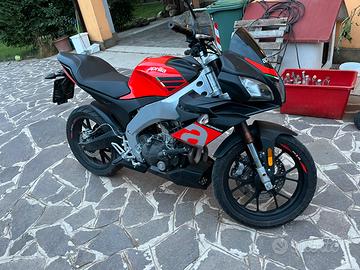 Aprilia tuono 125 2017 abs