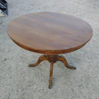 Tavolo vecchio