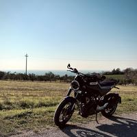 Husqvarna Svartpilen 401