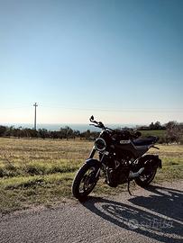 Husqvarna Svartpilen 401