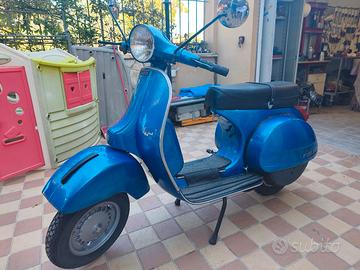 vespa p 125 x senza frecce 