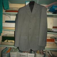 Vestito completo uomo grigio