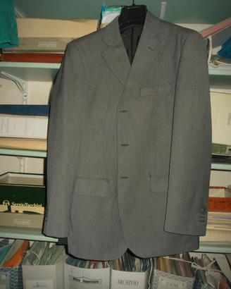 Vestito completo uomo grigio