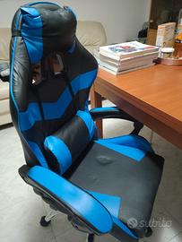 Sedia gaming nera e blu