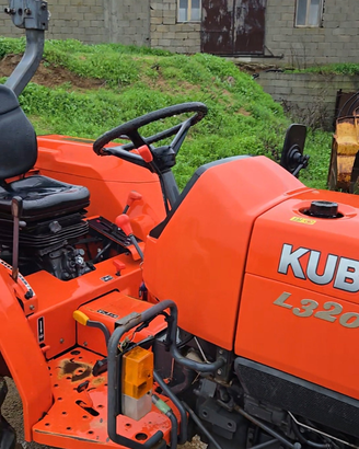 Trattore kubota L3200