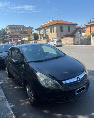 Opel corsa 1.2 benzina 2010