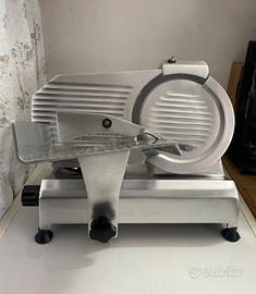 Affettatrice professionale lama 22