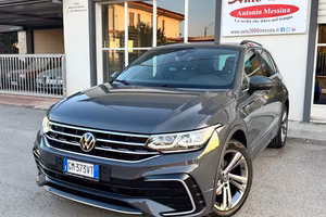 VOLKSWAGEN Tiguan 2.0 TDI 150CV SCR DSG R-Line