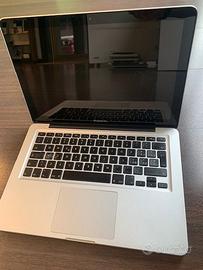 Apple MacBook 13" early 2011 - SOLO PER RICAMBI