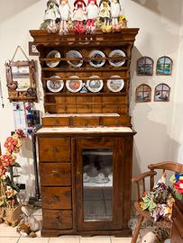 Credenza porta piatti arte povera