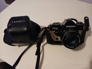 macchina fotografica VINTAGE YASHICA vintage