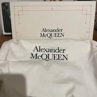 Pochette Alexander McQueen orinigale-elegante