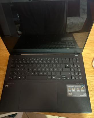 Asus 15’’